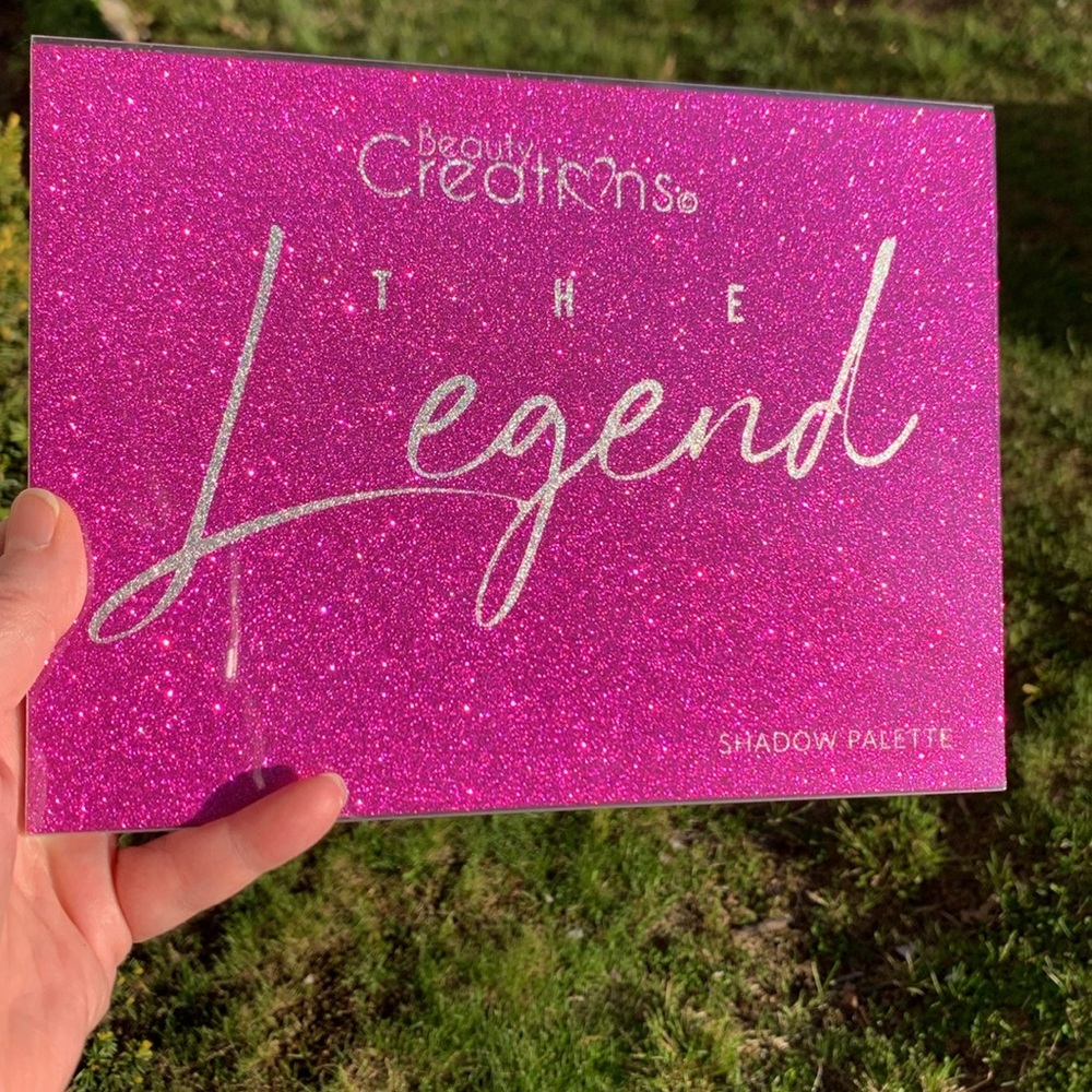 Beauty Creations The Legend Palette & Plump and Pout Lip Pumping Booster Duo ✨✨✨ - Picture 4 of 5